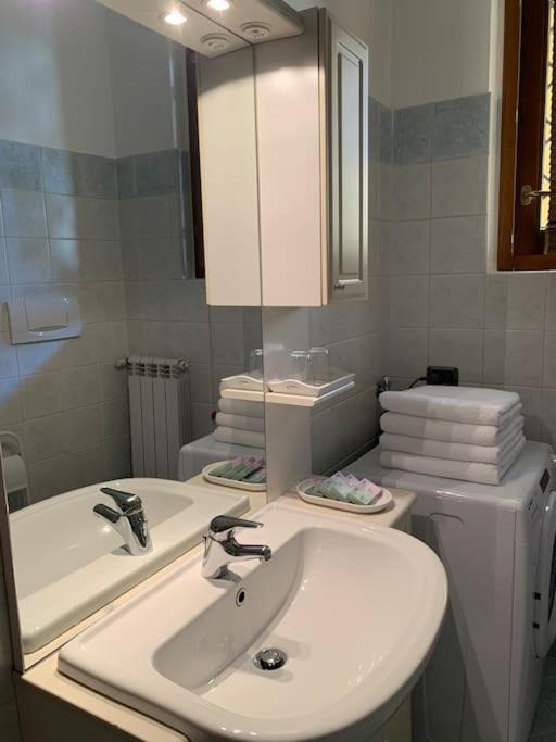 Jasmine Garden Apartment Capriate San Gervasio Esterno foto